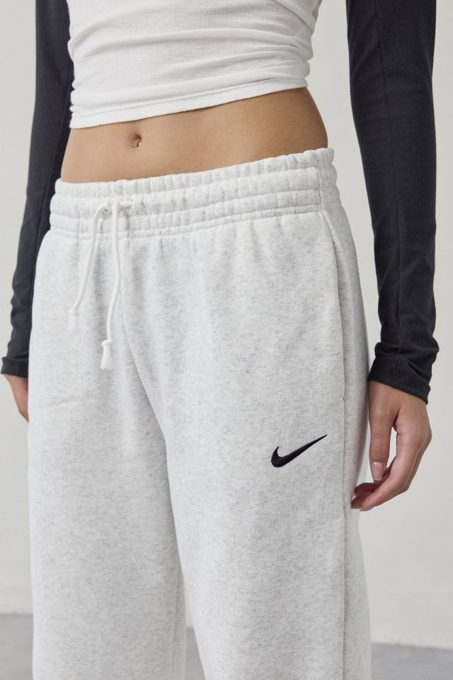 Nike Sportswear Phoenix Fleece High-Rise Oversized Sweatpants #3