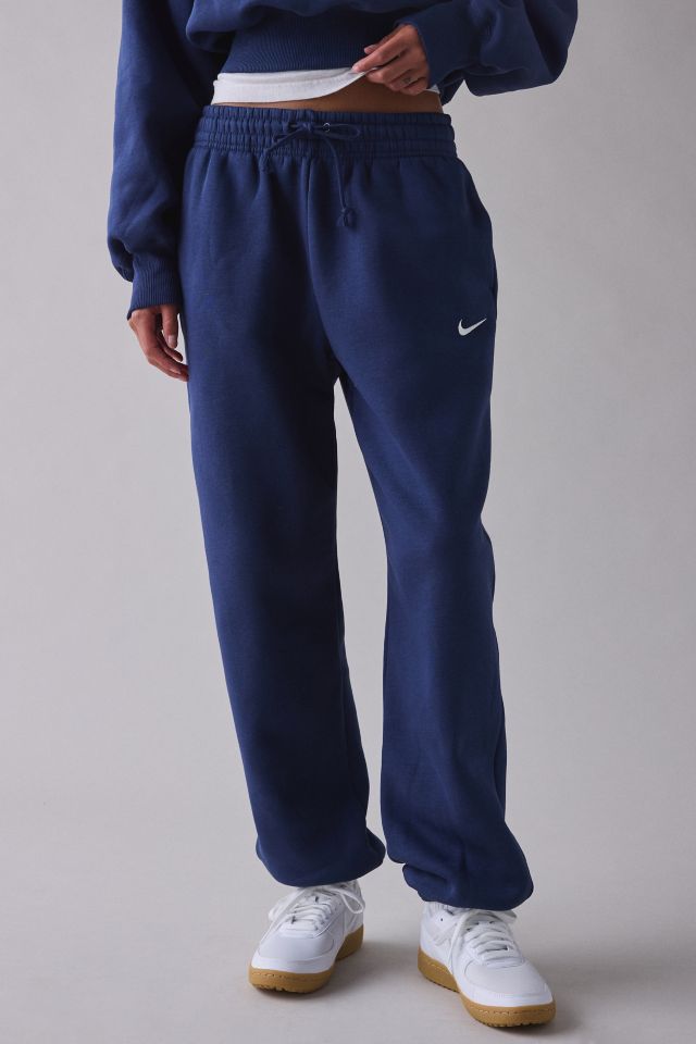 Nike Sportswear Phoenix Fleece High-Rise Oversized Sweatpant #1