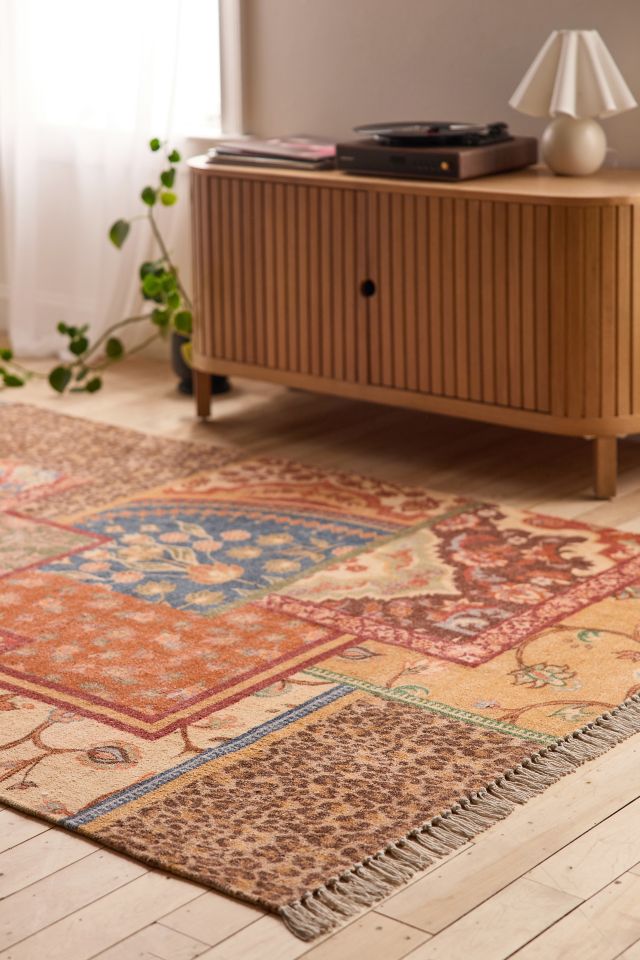 Minerva Floral Digital Printed Chenille Rug