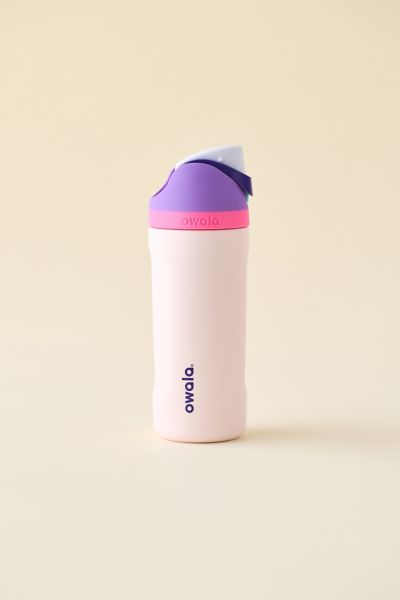 Owala Freesip 16 oz Water Bottle In Bunny Business At Urban Outfitters In Pink