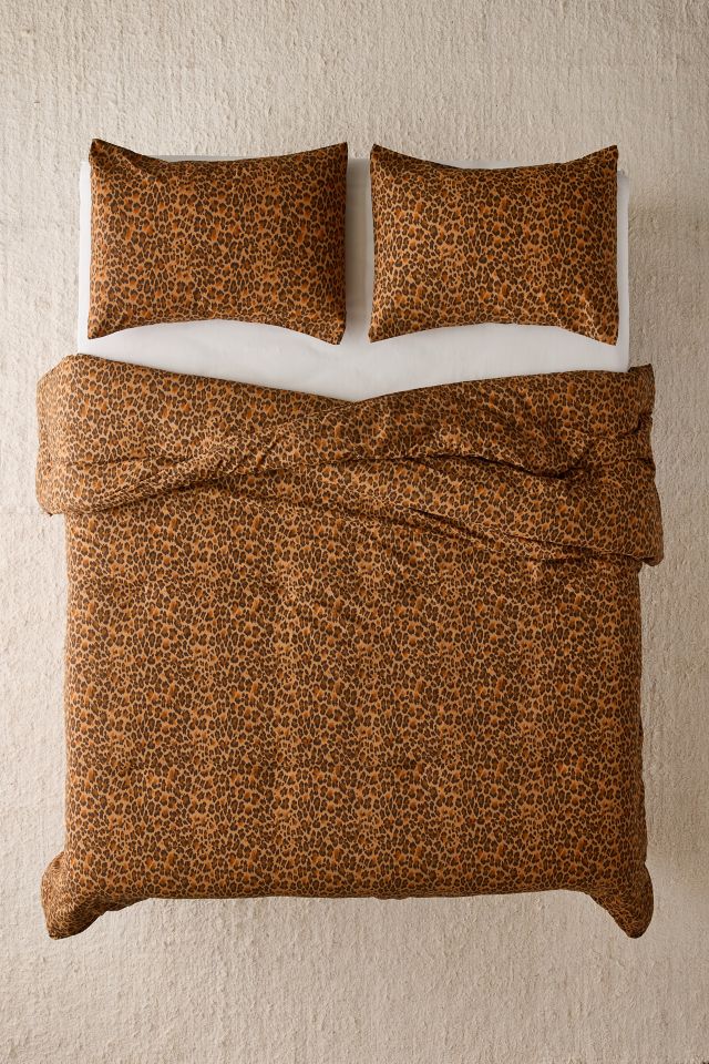 Dolores Leopard Patterned Comforter Set #1