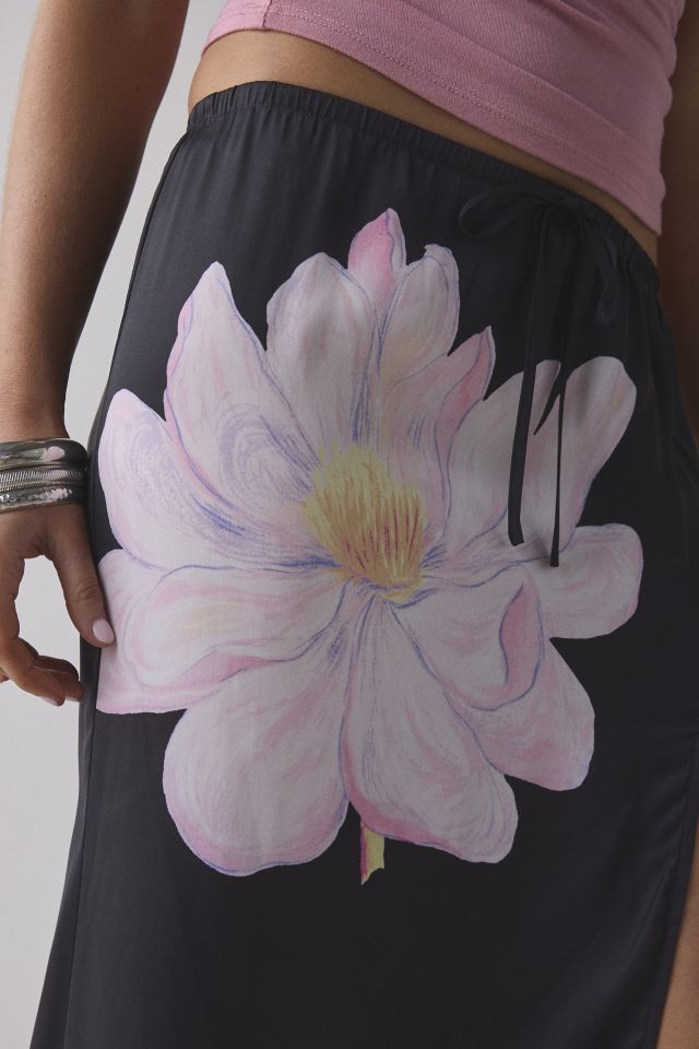 Kimchi Blue Evie Bold Floral Satin Slip Maxi Skirt #3