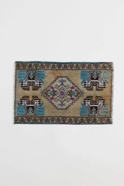 Canary Lane Vintage Mini Rug No. 1658