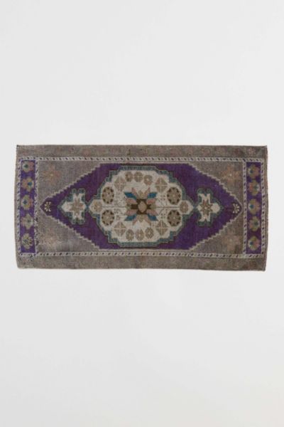 Canary Lane Vintage Mini Rug No. 1705