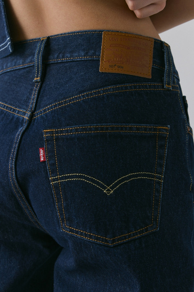 Levi’s® 501 ‘90s Western Mid-Rise Straight Jean