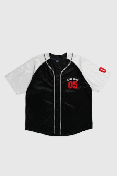 Coney Island Picnic X Everlast UO Exclusive Cropped Tee