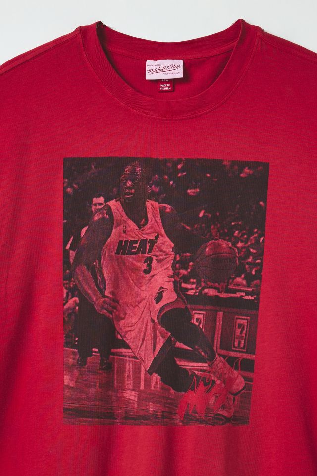 Mitchell & Ness NBA Dwayne Wade Graphic Tee #1