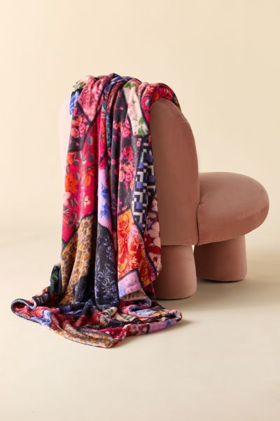Throw Blankets | Urban Outfitters