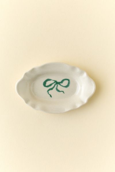 Urban Outfitters Bow Scalloped Ceramic Catch-all Dish In Assorted At