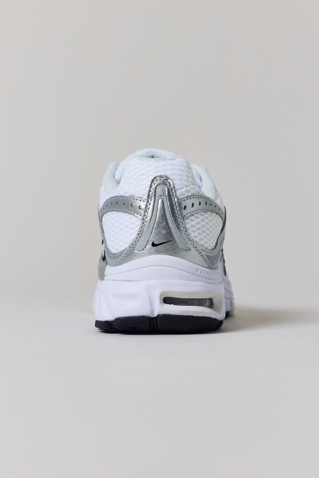 Nike Women's Air Max Moto 2K Sneaker #4