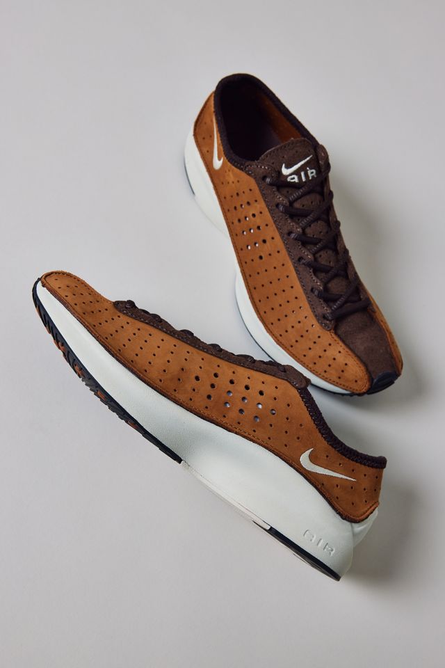 Nike Women's Air Superfly Sneaker #1