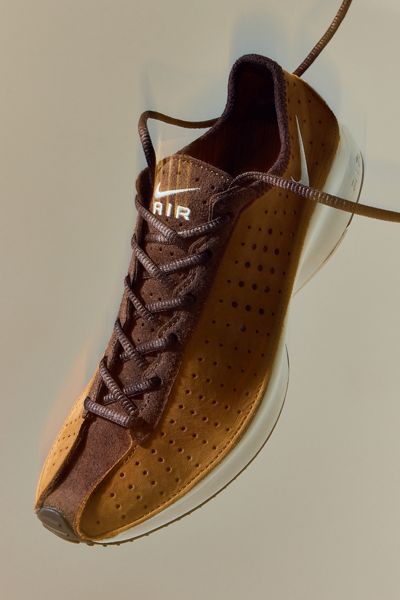 Nike Women's Air Superfly Sneaker