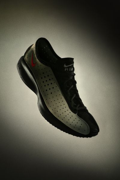 Nike Women's Air Superfly Sneaker