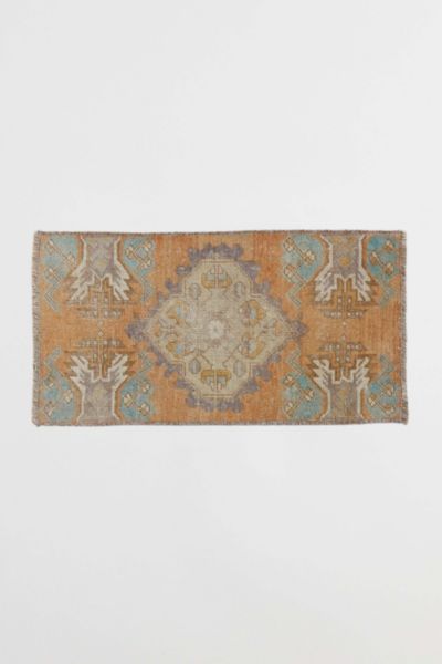 Canary Lane Vintage Mini Rug No. 1664