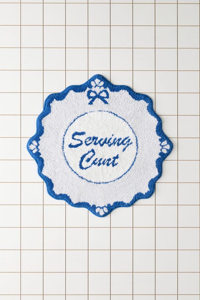Serving… Round Scalloped Tufted Bath Mat #1