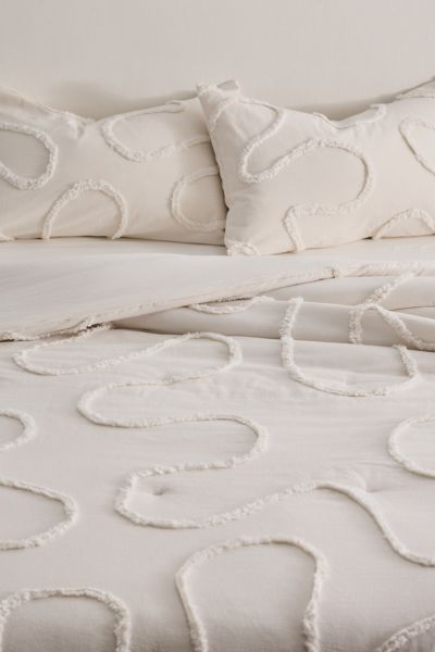 Quinn Wiggle Tufted Sham Set