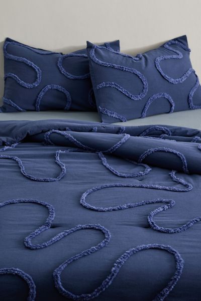 Quinn Wiggle Tufted Comforter