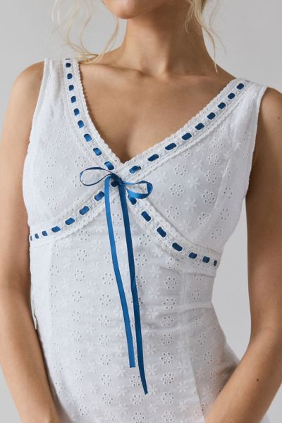 Daisy Street Eyelet Lace Ribbon Detail Plunge Mini Dress