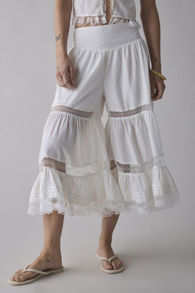 Kimchi Blue Cressida Lace-Trim Ruffle Bloomer Pant #1