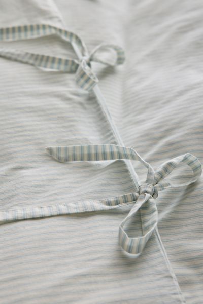 Yarn Dye Striped Knotted Duvet Cover