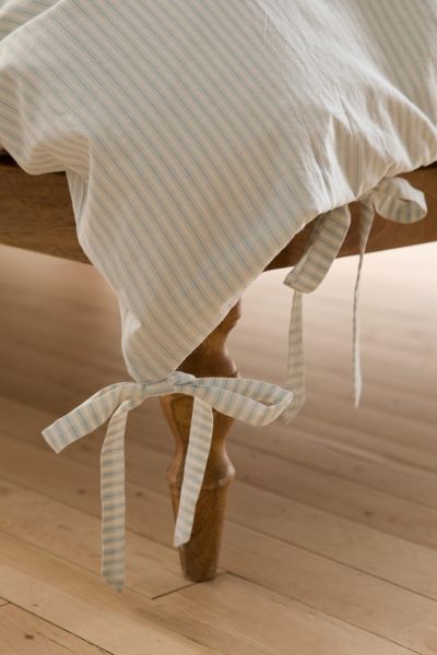Yarn Dye Striped Knotted Duvet Cover