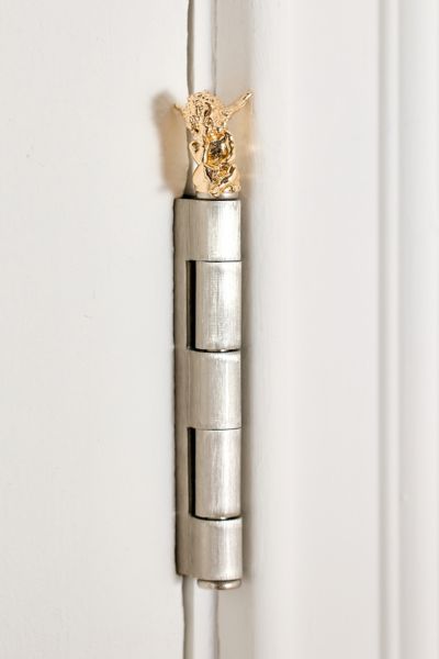 Charmed Door Head Hinge Magnet