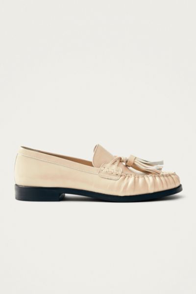 Alohas Marietta Onix Leather Loafer In Cream, Women's At Urban Outfitters In Cream