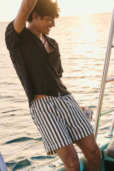 UO Striped Vacation Pull-On Short Product Page
