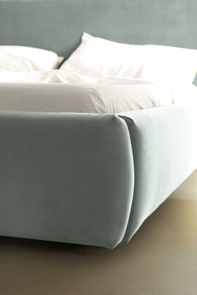 Daphne Upholstered Velvet Platform Bed #2