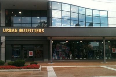 Oak Brook Mall, Oak Brook, IL  Urban Outfitters Store Location